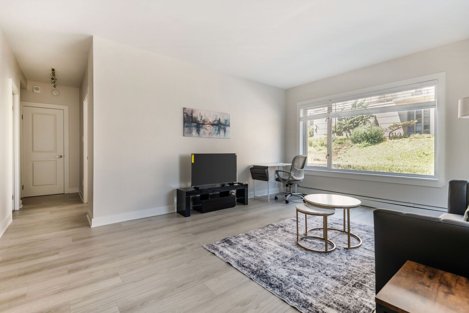 Building Photo - 899 Pine St