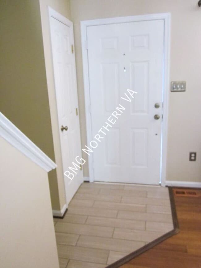 Building Photo - 14306 Newbern Loop