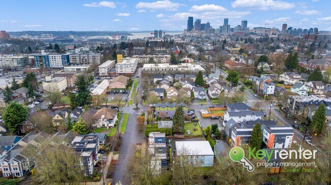 Building Photo - Comfort and Character Meet in This Seattle Retreat