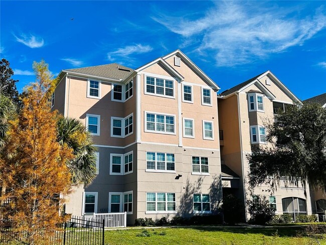 Building Photo - 3428 Soho St