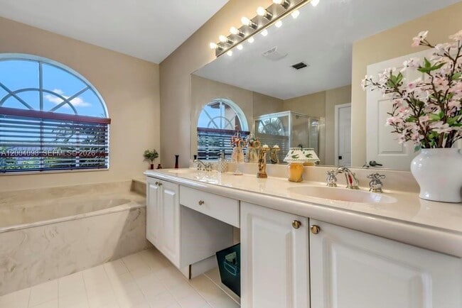 Building Photo - 17407 SW 36th St