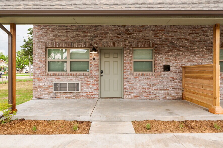 Building Photo - 1511 NW 11th St