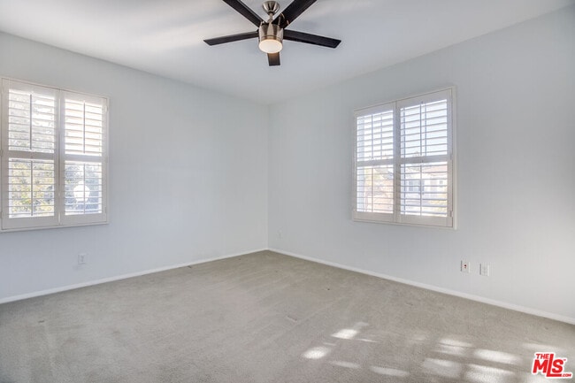 Building Photo - 24040 Dandelion Ln