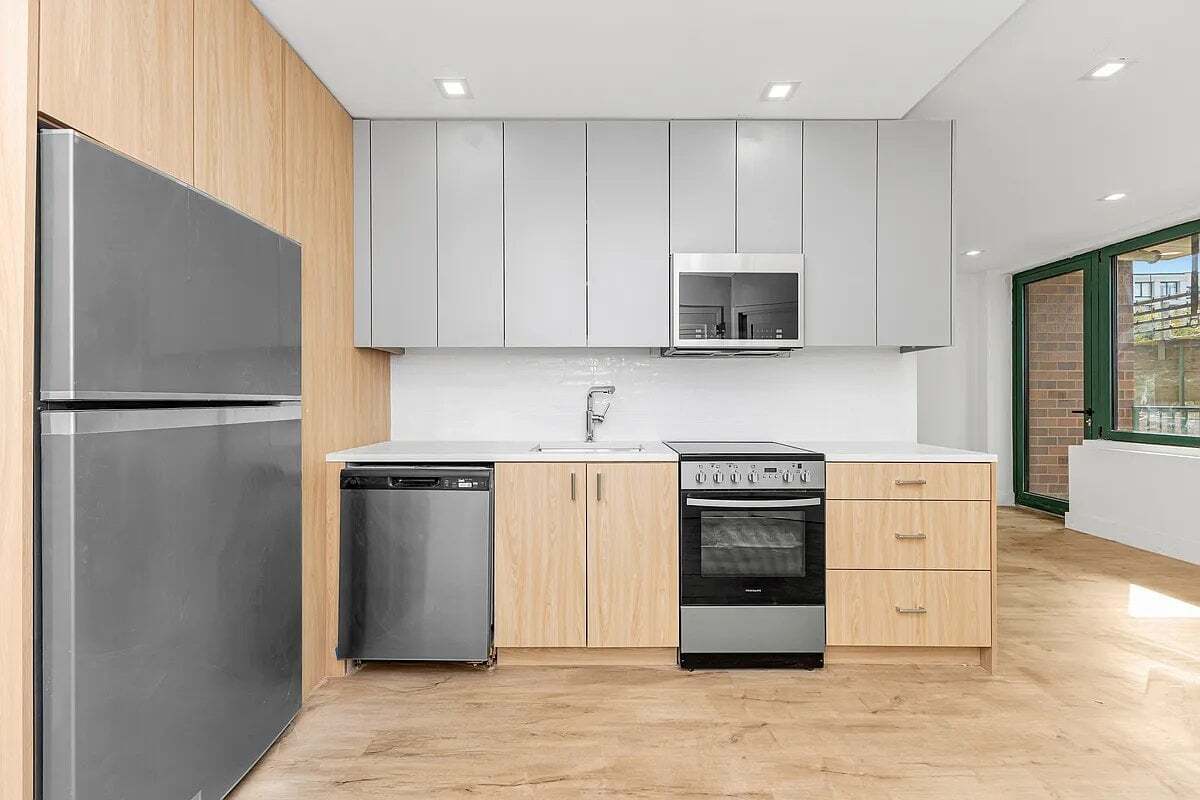 Building Photo - 36-45-45 31st St