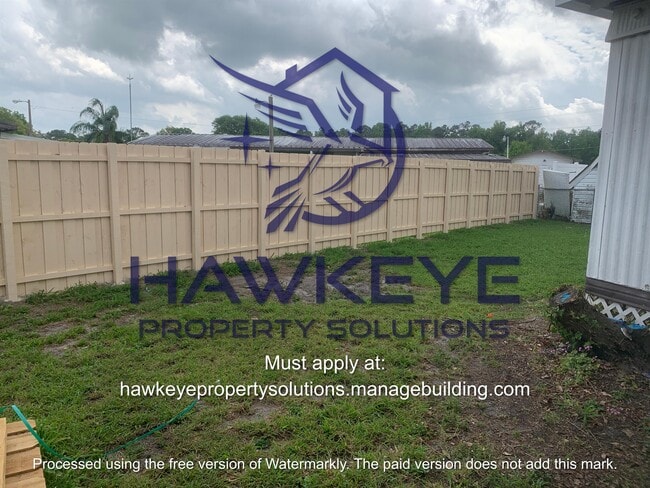 Building Photo - 530 Skyline Dr E