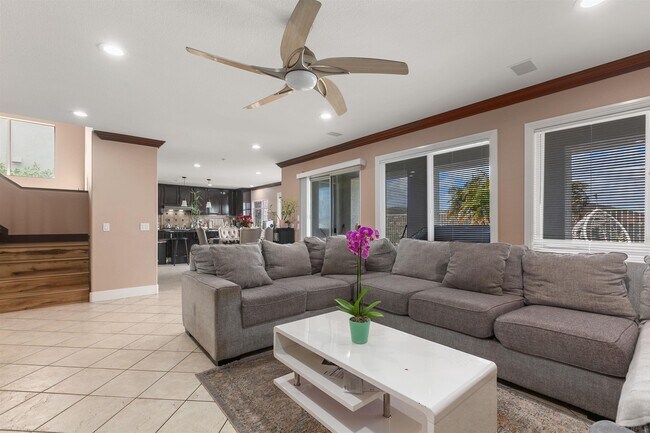 Building Photo - 10394 Valley Waters Dr
