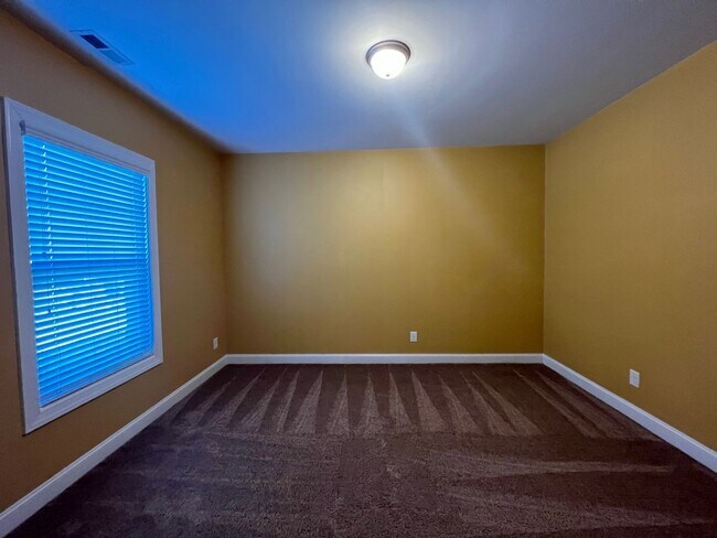Building Photo - Beautiful 4 Bedroom, 3 Bath Home in Hope M...