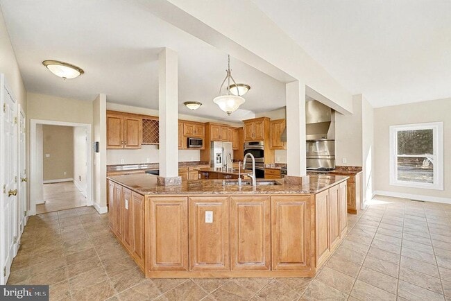 Building Photo - 24072 Zachary Taylor Hwy