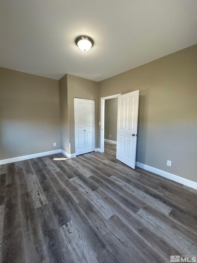 Building Photo - 600 Panama Dr