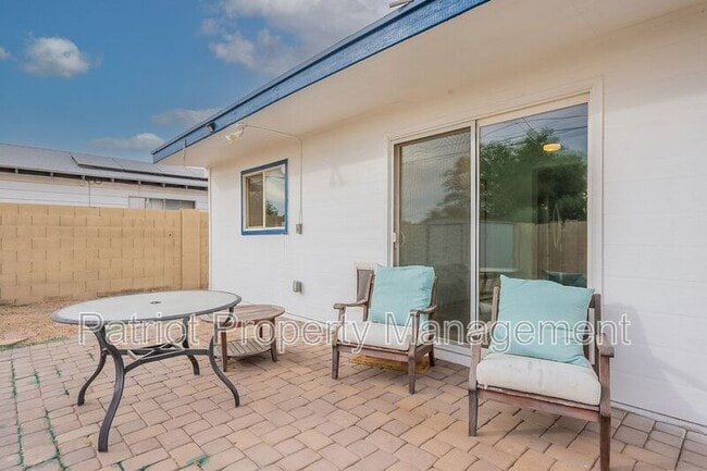 Building Photo - 7531 E McKinley St