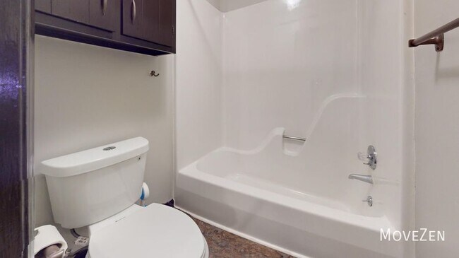 Building Photo - 726 Braniff Dr Cary, NC 27513 Semi Private...