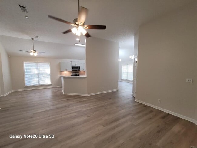 Building Photo - 6404 Deerwood Pl