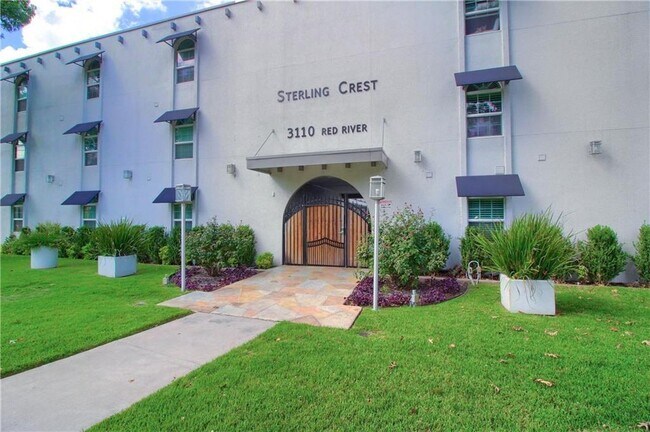 Building Photo - 3110 Red River St