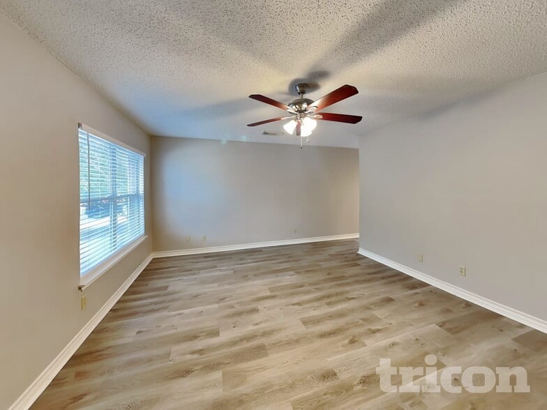 Building Photo - 9503 Arcade Ridge