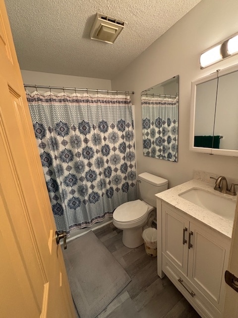 Building Photo - 510 Fairwood Lakes Dr