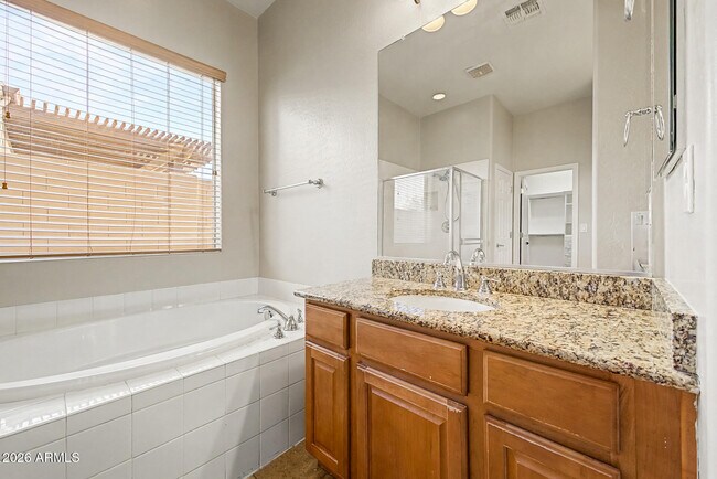 Building Photo - 2023 W Chimney Rock Rd