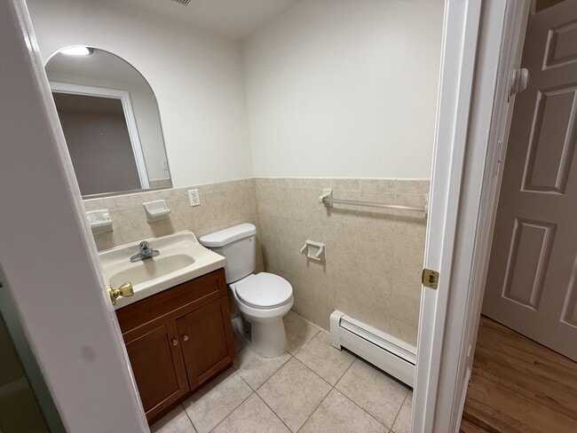 Building Photo - 1194 Dumont Ave