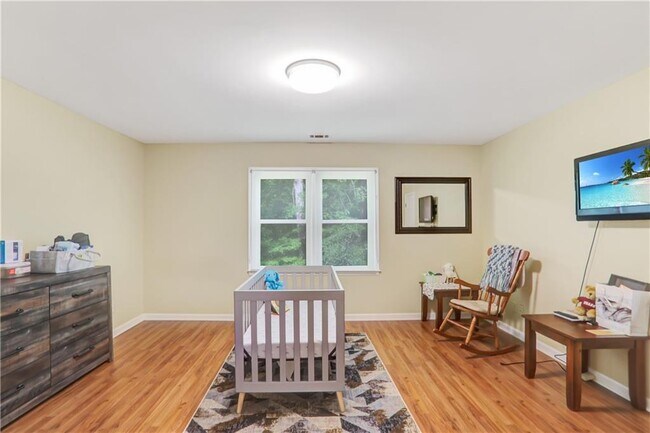 Building Photo - 745 Winterwind Way