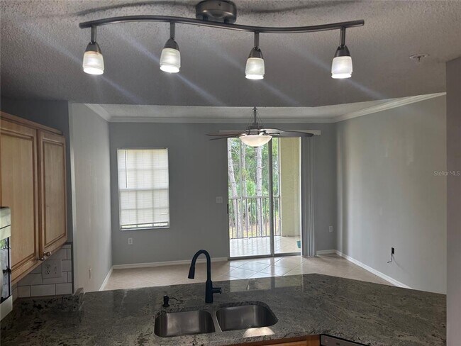Building Photo - 5600 Bentgrass Dr