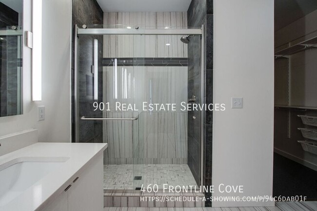 Building Photo - 460 Frontline Cove