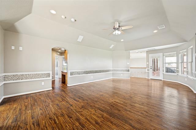 Building Photo - 1561 Winding Creek Rd