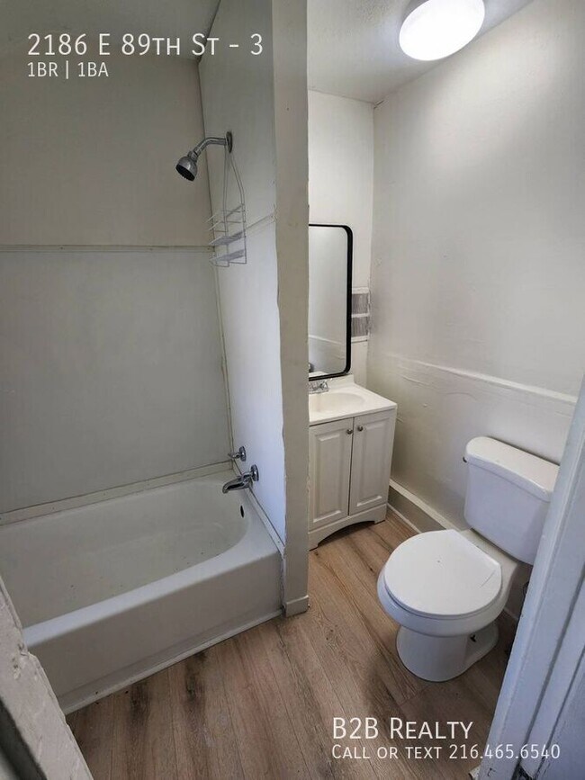 Building Photo - 2186 E 89th St