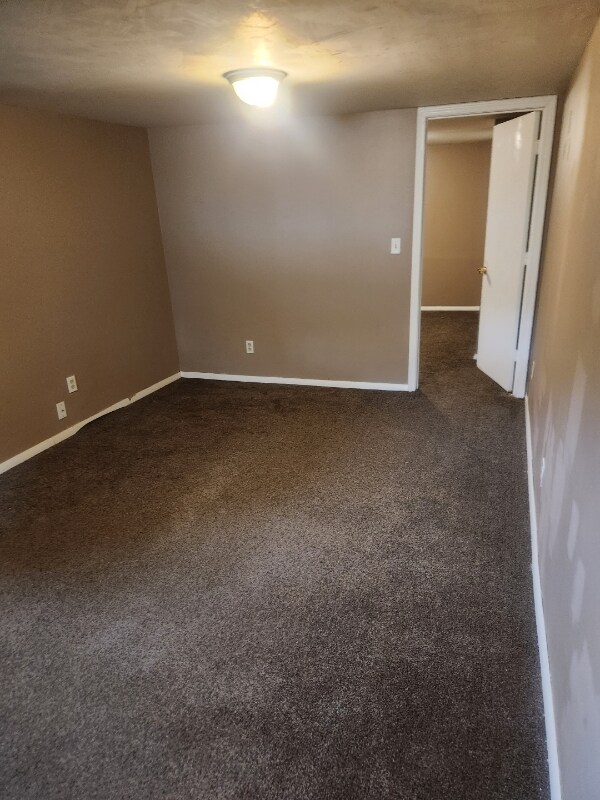 Building Photo - 10542 Repose Dr