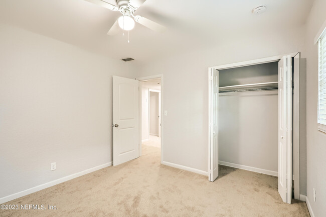 Building Photo - 6371 Sauterne Dr