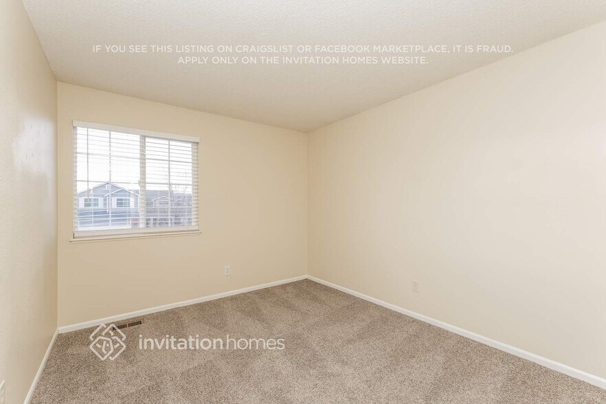 Building Photo - 3365 Bareback Dr