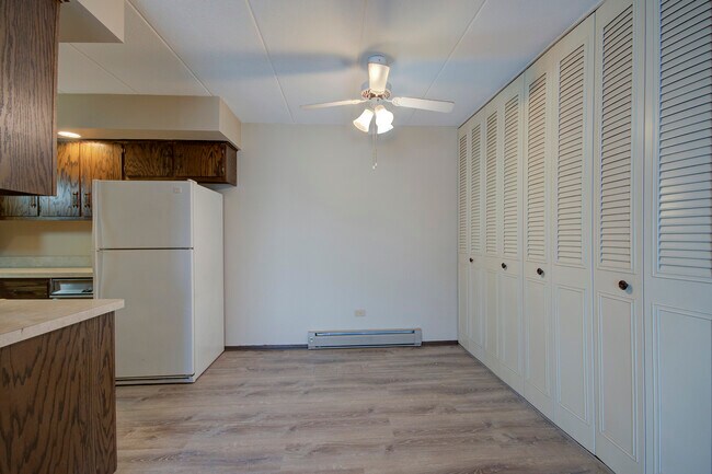 Building Photo - 1608 Richmond Cir