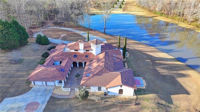 Building Photo - 1540 Lipscomb Rd