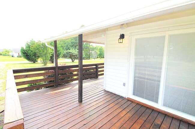 Building Photo - Remodeled 2 Bedroom with a covered porch!