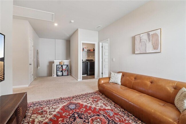 Building Photo - 3890 Clarington Dr