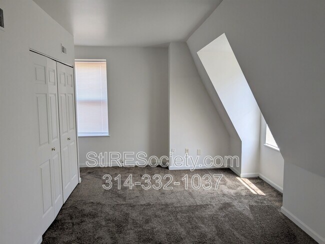 Building Photo - 3439 Magnolia Ave