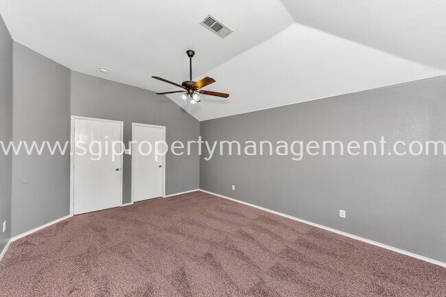 Building Photo - 413 Windy Hill Ln