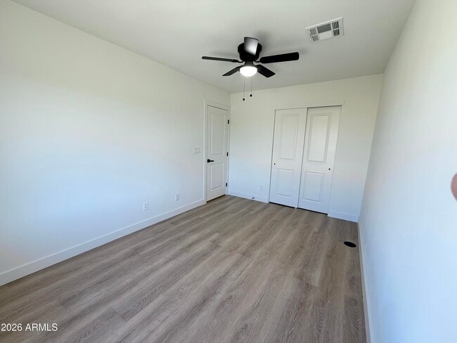 Building Photo - 6891 W Via Del Sol Dr