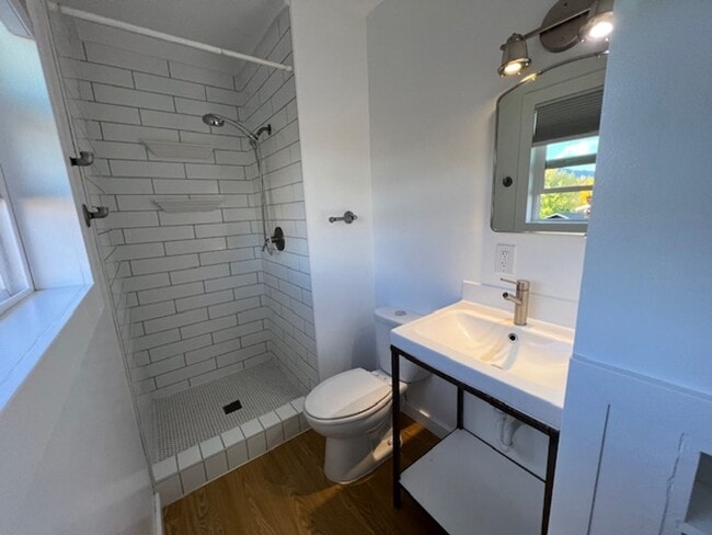 Building Photo - Beautiful Home on Bozeman's East Side