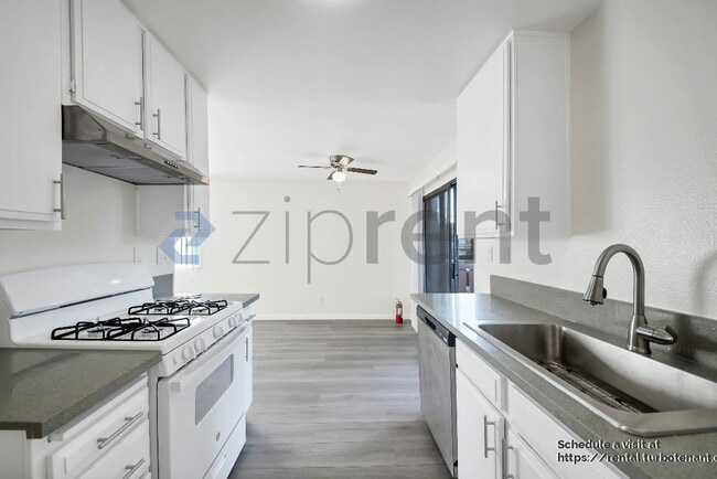 Building Photo - 1621 Gish Ave