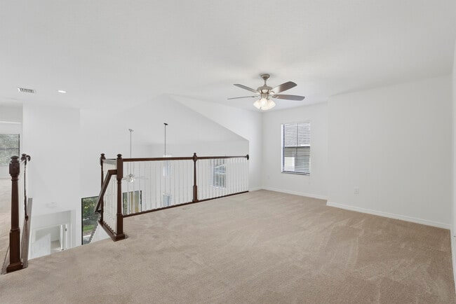 Building Photo - Bay Isle II