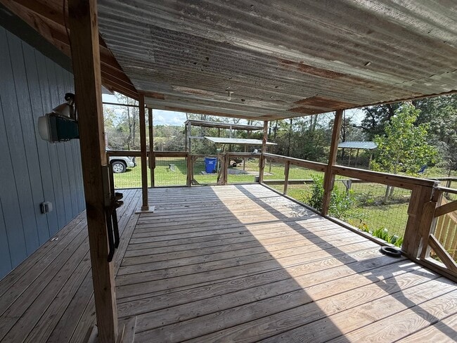 Building Photo - 11823 FM 355