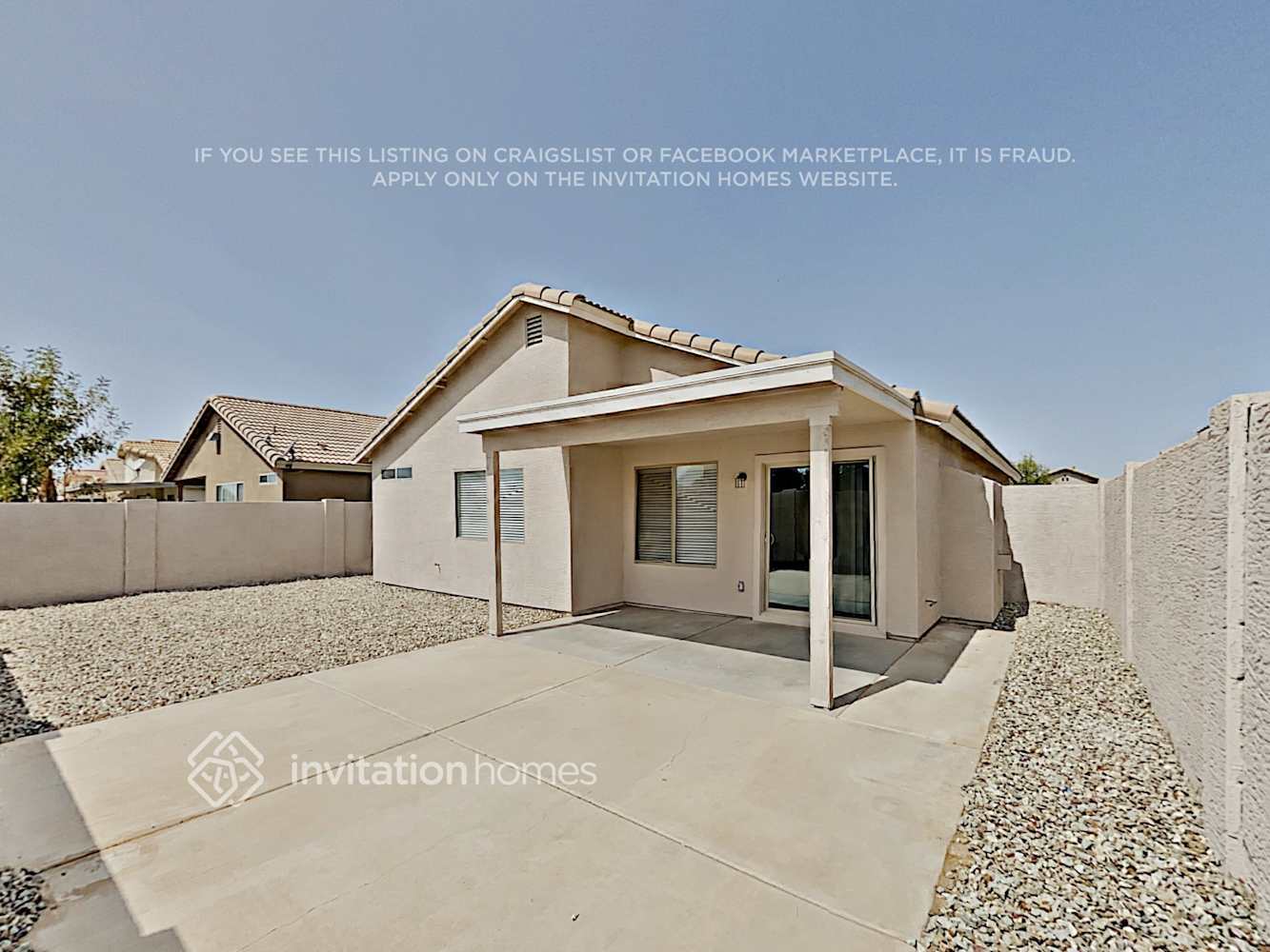 Building Photo - 1135 E Vernoa St