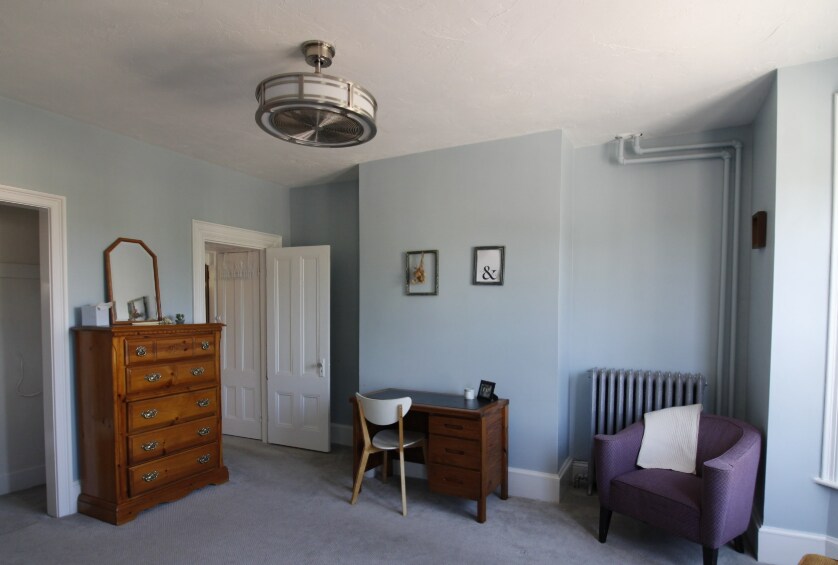 Building Photo - 210 Old Colony Ave