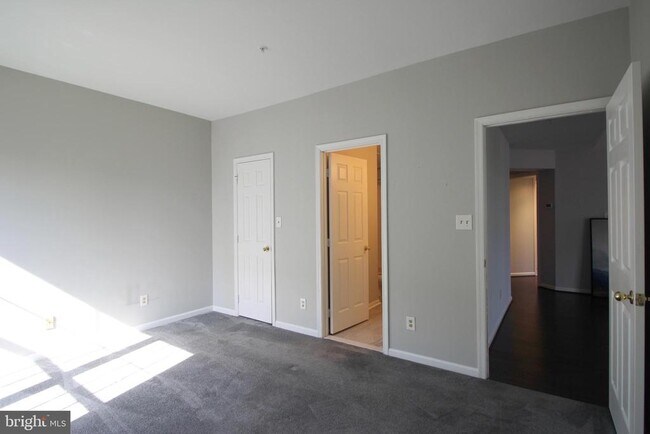 Building Photo - 46598 Drysdale Terrace