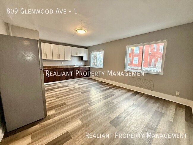 Building Photo - 809 Glenwood Ave
