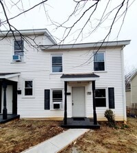 Building Photo - 1112 Bedford Ave