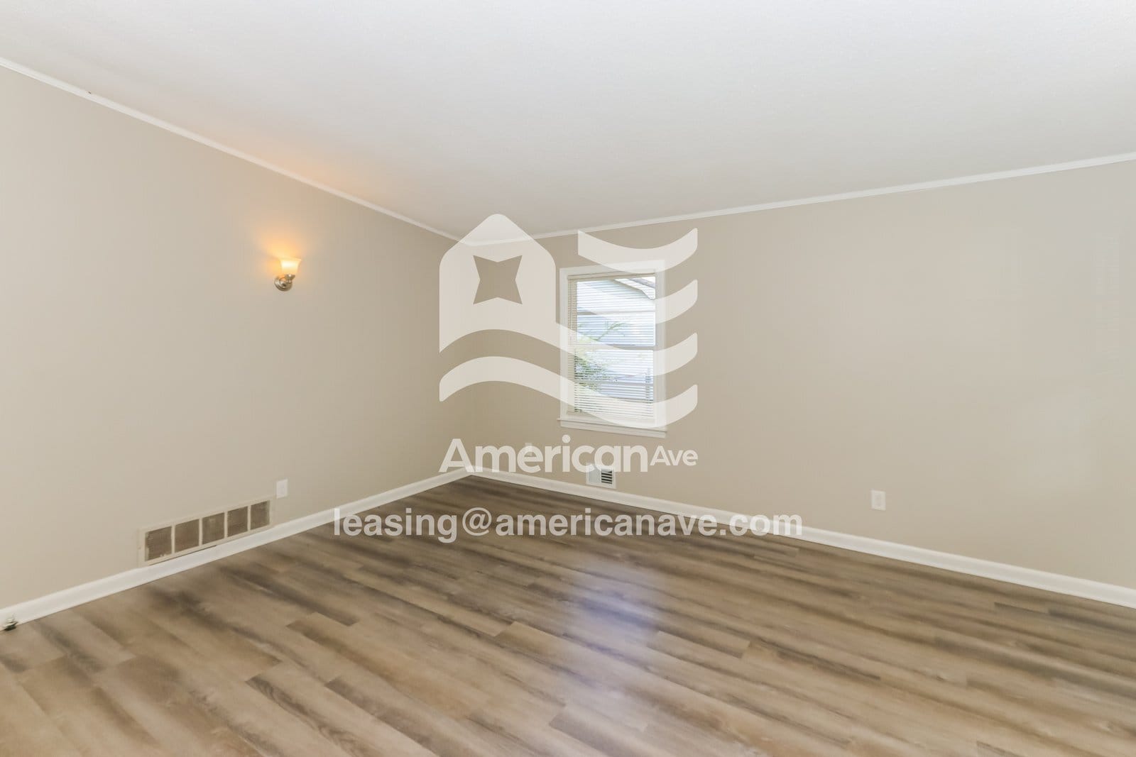 Building Photo - 503 Bernard Dr