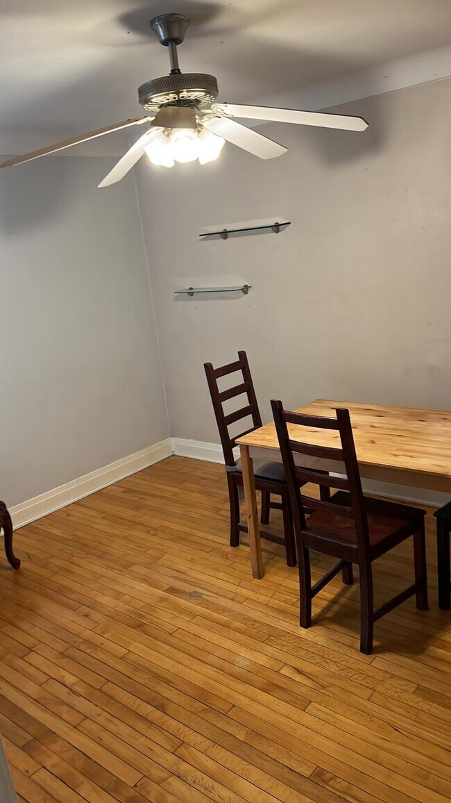 Building Photo - 3107 Cuyler Ave