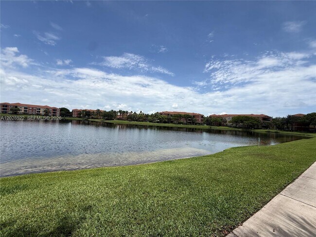 Building Photo - 4704 SW 160th Ave