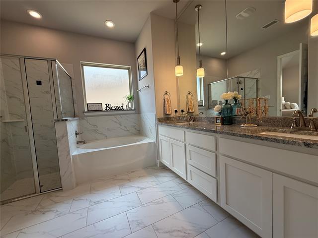 Building Photo - 3607 Clara Dr