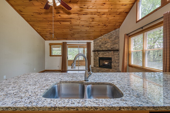 Building Photo - 292 Holly Cove Cir